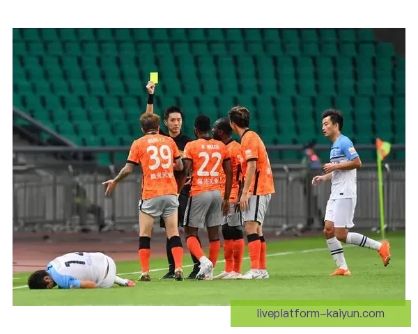 足球黄牌统计显示本赛季各队纪律表现明显分化，值得关注。