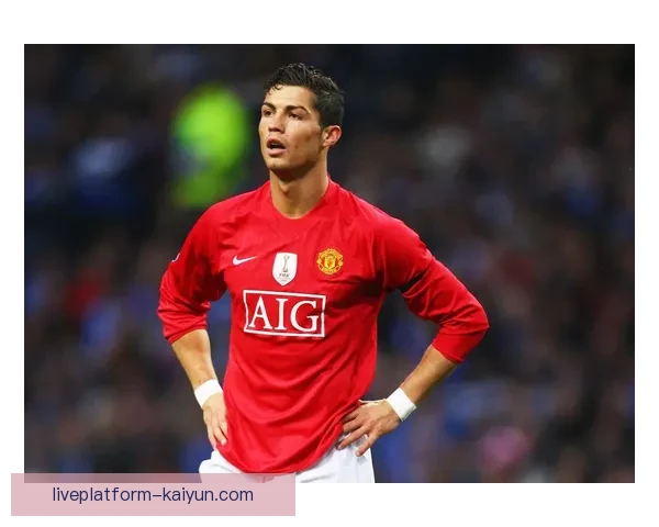 C罗回归曼联后状态回暖，逐渐找回最佳竞技状态