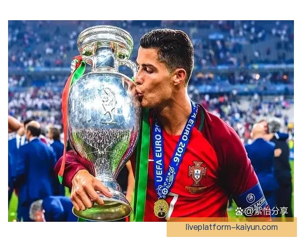 C罗身体管理典范，状态回暖备受关注，继续展现职业生涯的韧性与实力